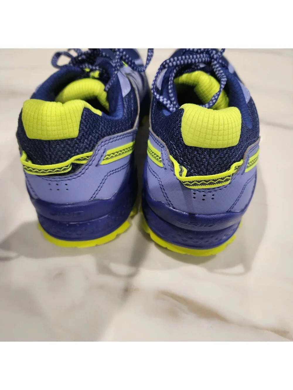 Saucony womans Trail Running Shoes Size 10 Blue and Yellow